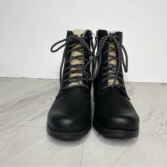 New! Sorel Emelie Black Leather Short Lace Up Boot 8 - Picture 2 of 15